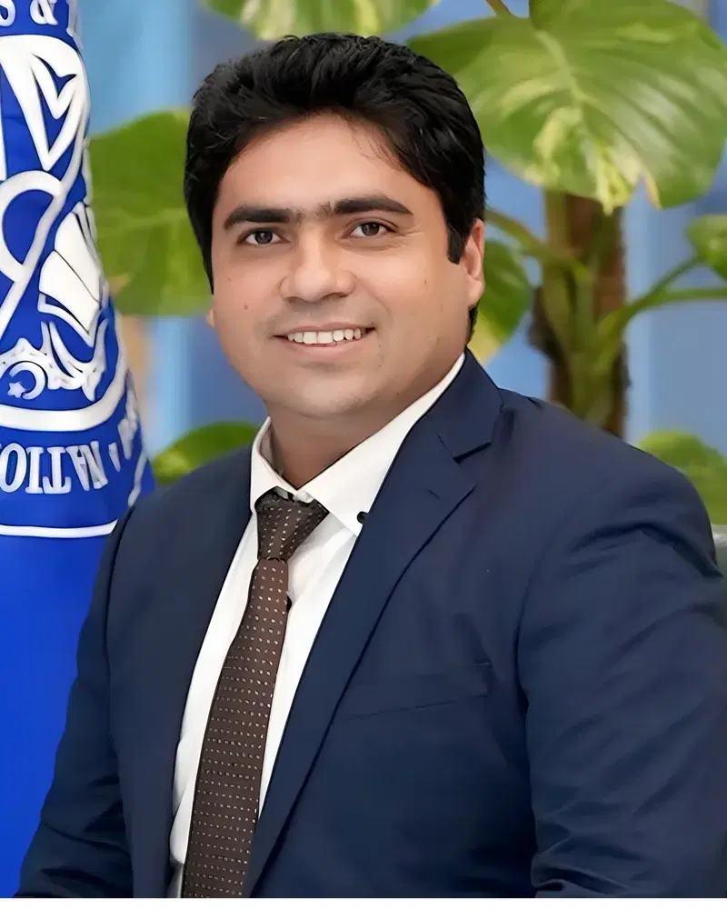 Dr. Ahmad Mahmood