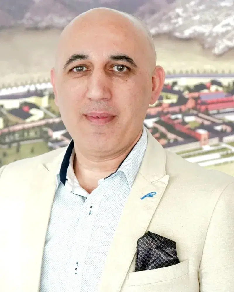 Dr Tasawar Baig